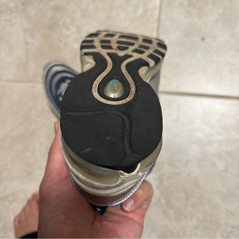 Nike Men's Air Max 97 Shoes, Metallic‎ Silver/Chlorine Blue size 10 used - Picture 4 of 8